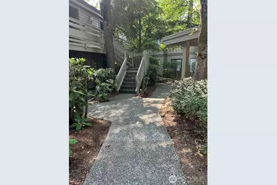 1354 Bellevue Way NE #1, Bellevue, WA 98004 - Photo 1