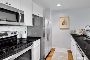 177 107th Ave NE, Bellevue, WA 98004 - Photo 9