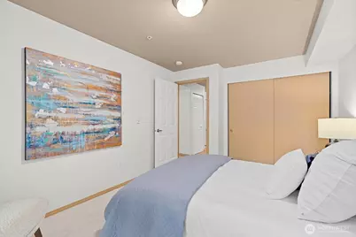 9057 Greenwood Avenue N #306, Seattle, WA 98103 - Photo 13