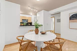 9057 Greenwood Ave N, Seattle, WA 98103 - Photo 7