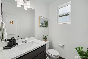 2704 S 120th Pl, Burien, WA 98168 - Photo 15