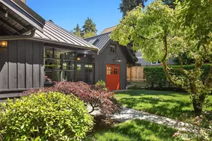 1426 37th Ave E, Seattle, WA 98112 - Photo 3