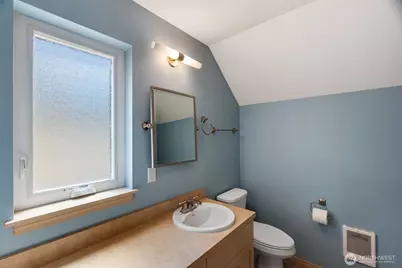 9936 9941 Mariner Drive NW, Olympia, WA 98502 - Photo 33
