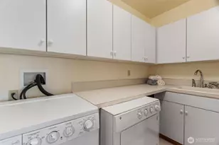 9936 9941 Mariner Dr NW, Olympia, WA 98502 - Photo 17