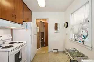 4212 N 16th St, Tacoma, WA 98406 - Photo 13