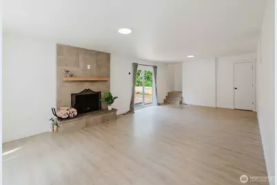 11109 E Jovita Boulevard, Edgewood, WA 98372 - Photo 7