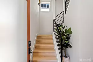 4430 Dayton Ave N, Seattle, WA 98103 - Photo 3