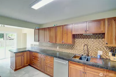 18011 McLean Road, Mount Vernon, WA 98273 - Photo 5