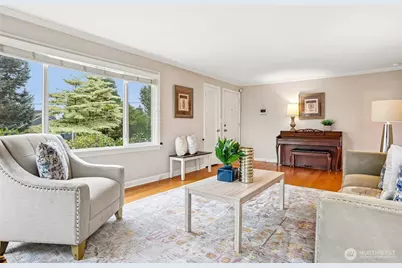 9417 44th Place NE, Seattle, WA 98115 - Photo 7