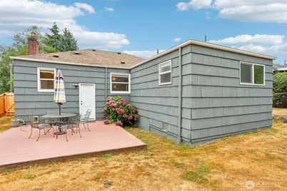 9417 44th Place NE, Seattle, WA 98115 - Photo 35