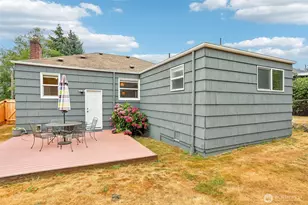 9417 44th Pl NE, Seattle, WA 98115 - Photo 35