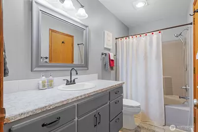 6969 Vickery Avenue E, Tacoma, WA 98443 - Photo 19