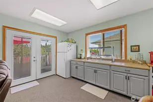 6969 Vickery Ave E, Tacoma, WA 98443 - Photo 21