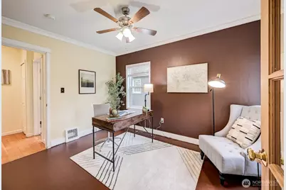 2623 39th Avenue SW, Seattle, WA 98116 - Photo 13