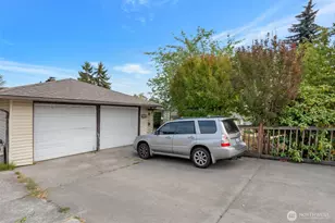 2202 S 120th St, Burien, WA 98168 - Photo 27