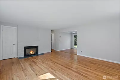4801 45th Avenue S, Seattle, WA 98118 - Photo 9