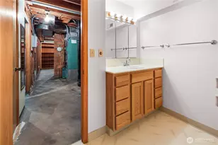 4311 Greenwood Ave N, Seattle, WA 98103 - Photo 21