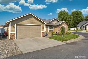 763 SE Bedford Loop, College Place, WA 99324 - Photo 3