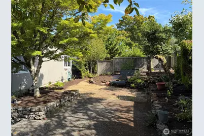 9022 NE 41st Street, Yarrow Point, WA 98004 - Photo 5