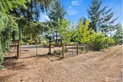 17642 Irwin Street SW, Rochester, WA 98579 - Photo 35