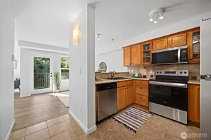690 32nd St, Bellingham, WA 98225 - Photo 15