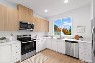 1419 SW 111th Ln, Seattle, WA 98164 - Photo 17