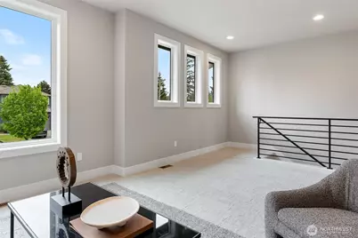 7825 NE 143rd Street, Kirkland, WA 98034 - Photo 19