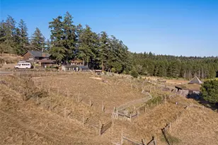 652 Halvorsen Rd, Friday Harbor, WA 98250 - Photo 3