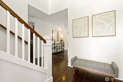 6553 51st Avenue S, Seattle, WA 98118 - Photo 5