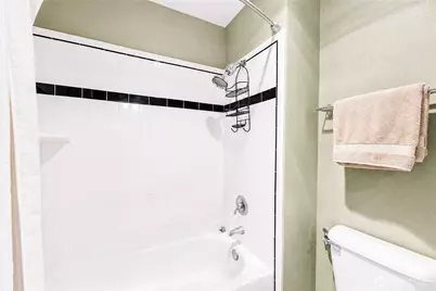 524 6th Avenue W #302, Seattle, WA 98119 - Photo 13