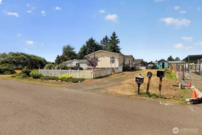 505 Chenois Avenue SE, Ocean Shores, WA 98569 - Photo 1