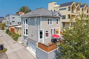 2216 E Fir St, Seattle, WA 98122 - Photo 3