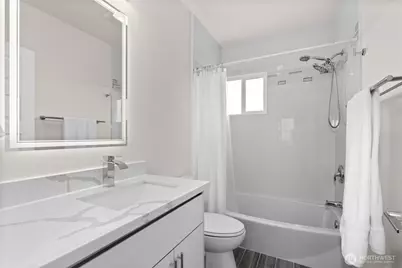 2216 E Fir Street, Seattle, WA 98122 - Photo 33