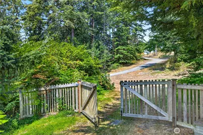 2618 Washington Boulevard, Anacortes, WA 98221 - Photo 35