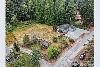 19706 215th Street E, Orting, WA 98360 - Photo 31