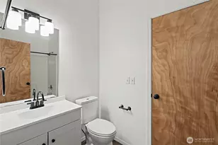 19706 215th St E, Orting, WA 98360 - Photo 25