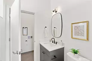 2646 41st Ave SW, Seattle, WA 98116 - Photo 15