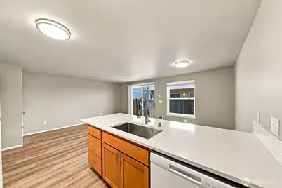 4042 S Warner Street #B, Tacoma, WA 98409 - Photo 9
