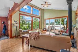 2190 W Cushman Ridge Dr, Hoodsport, WA 98563 - Photo 9