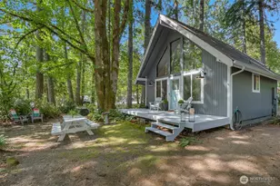 510 N Duckabush Dr E, Hoodsport, WA 98548 - Photo 1