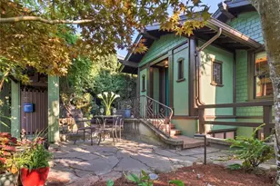 325 NW 74th St, Seattle, WA 98117 - Photo 3