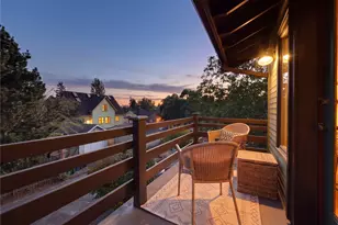 325 NW 74th St, Seattle, WA 98117 - Photo 27