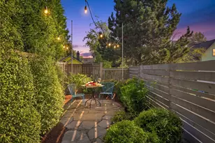 325 NW 74th St, Seattle, WA 98117 - Photo 39