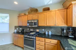 4933 Bend Dr NE, Lacey, WA 98516 - Photo 9