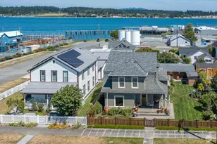 1118 4th St, Anacortes, WA 98221 - Photo 1