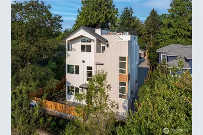 613 18th Avenue E, Seattle, WA 98112 - Photo 1