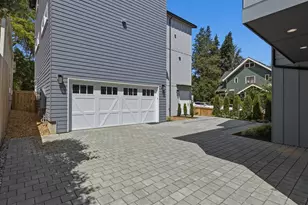 1970 25th Ave E, Seattle, WA 98112 - Photo 5