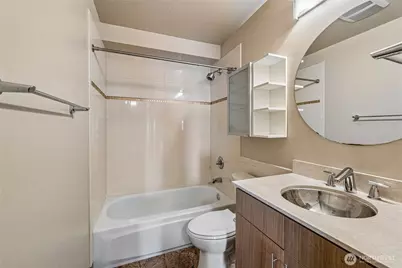 500 5th Avenue W #601, Seattle, WA 98119 - Photo 19