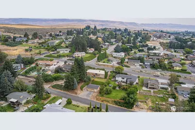 840 N Kentucky Avenue, East Wenatchee, WA 98802 - Photo 37