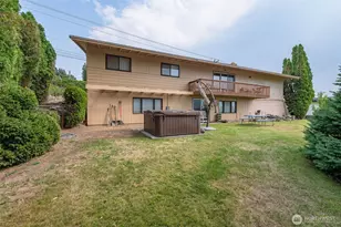 840 N Kentucky Ave, East Wenatchee, WA 98802 - Photo 1